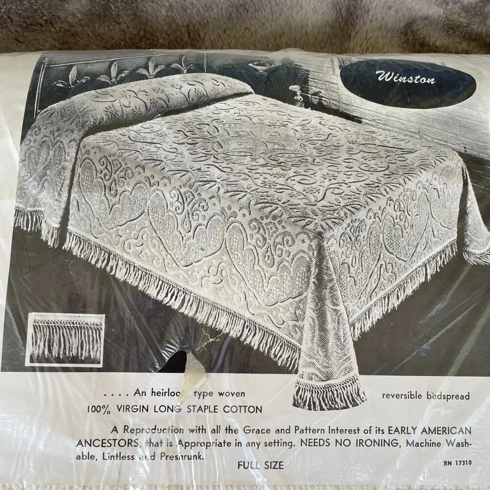 Vintage Candlewick Bedspread Fringe Full Size Hobnail Off White Reversible NOS